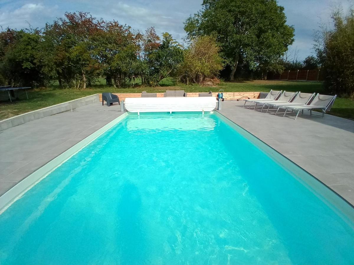 Villa DOMAINE DES TISSEYS vue sur le Mont St Michel Dragey Exterior foto